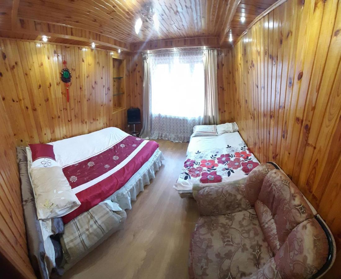 Куренiвський Двiр 基輔 外观 照片